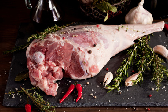 Gigot d'agneau frais semi-désossé